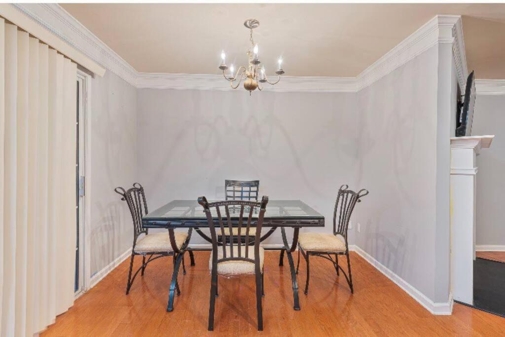 Beautiful Cozy 3-Bedroom Townhome Retreat Atlanta Zewnętrze zdjęcie